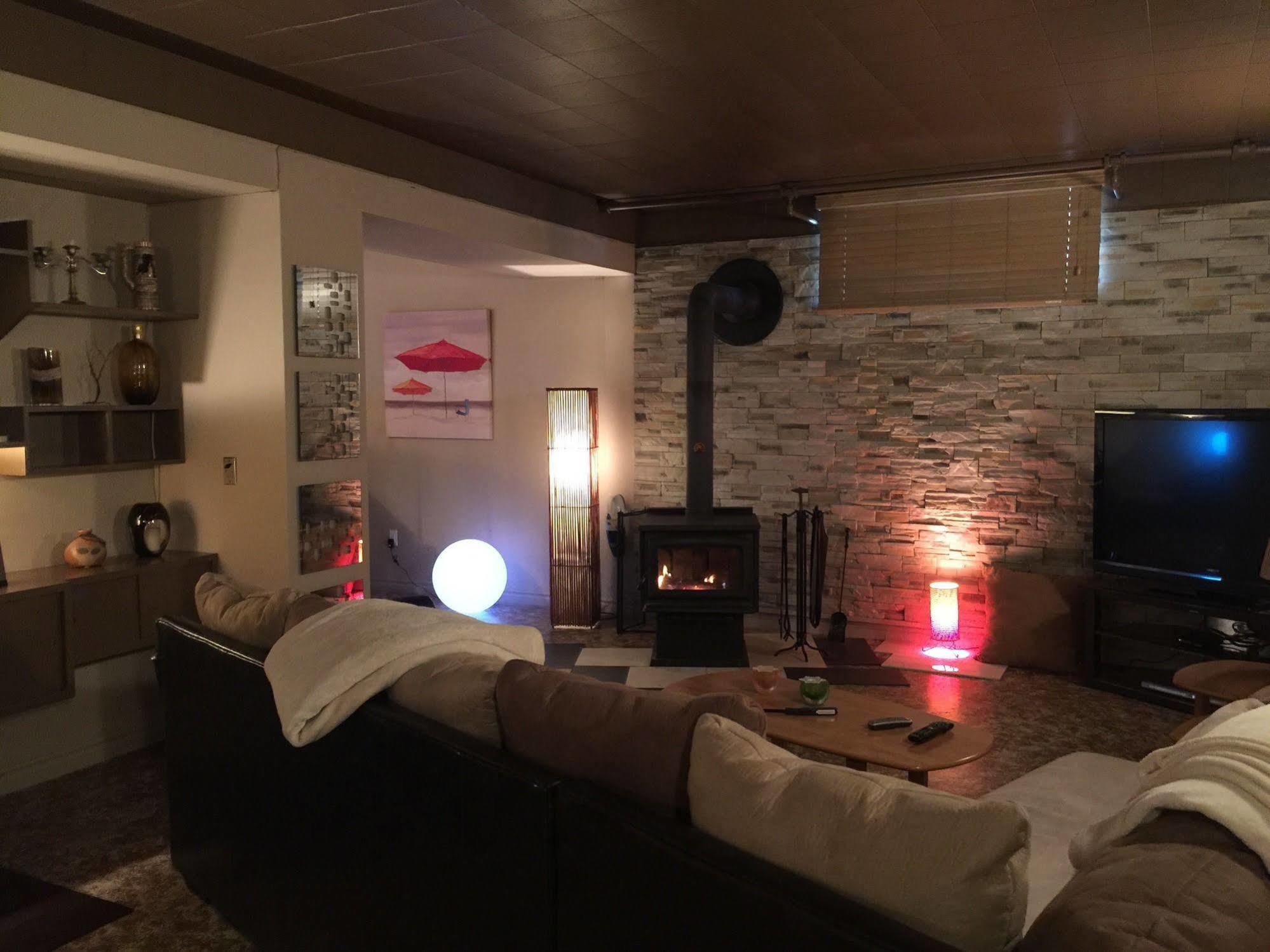 Gite Chez Baza Shawinigan Εξωτερικό φωτογραφία